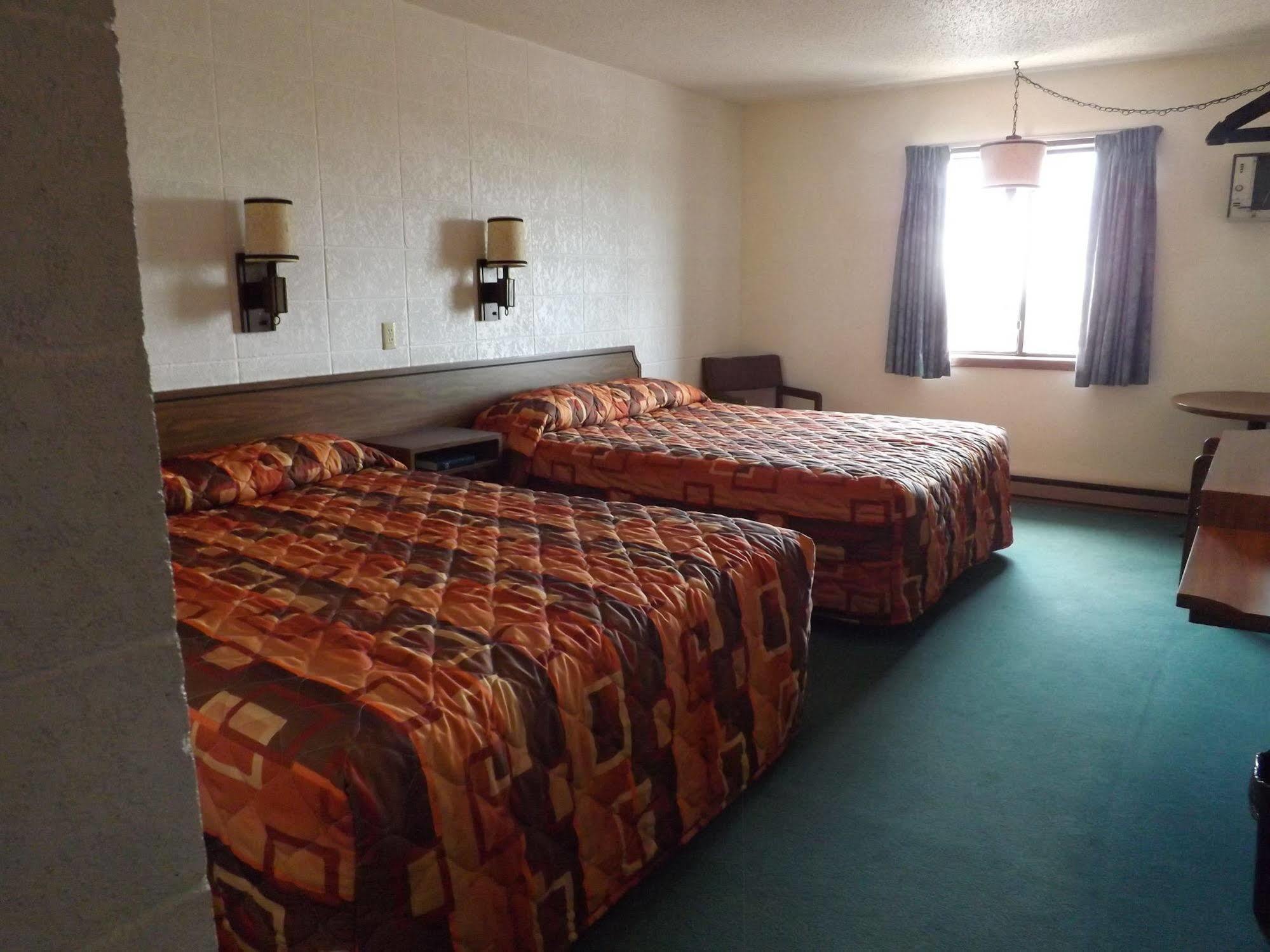 American Inn Express Murdo Bagian luar foto